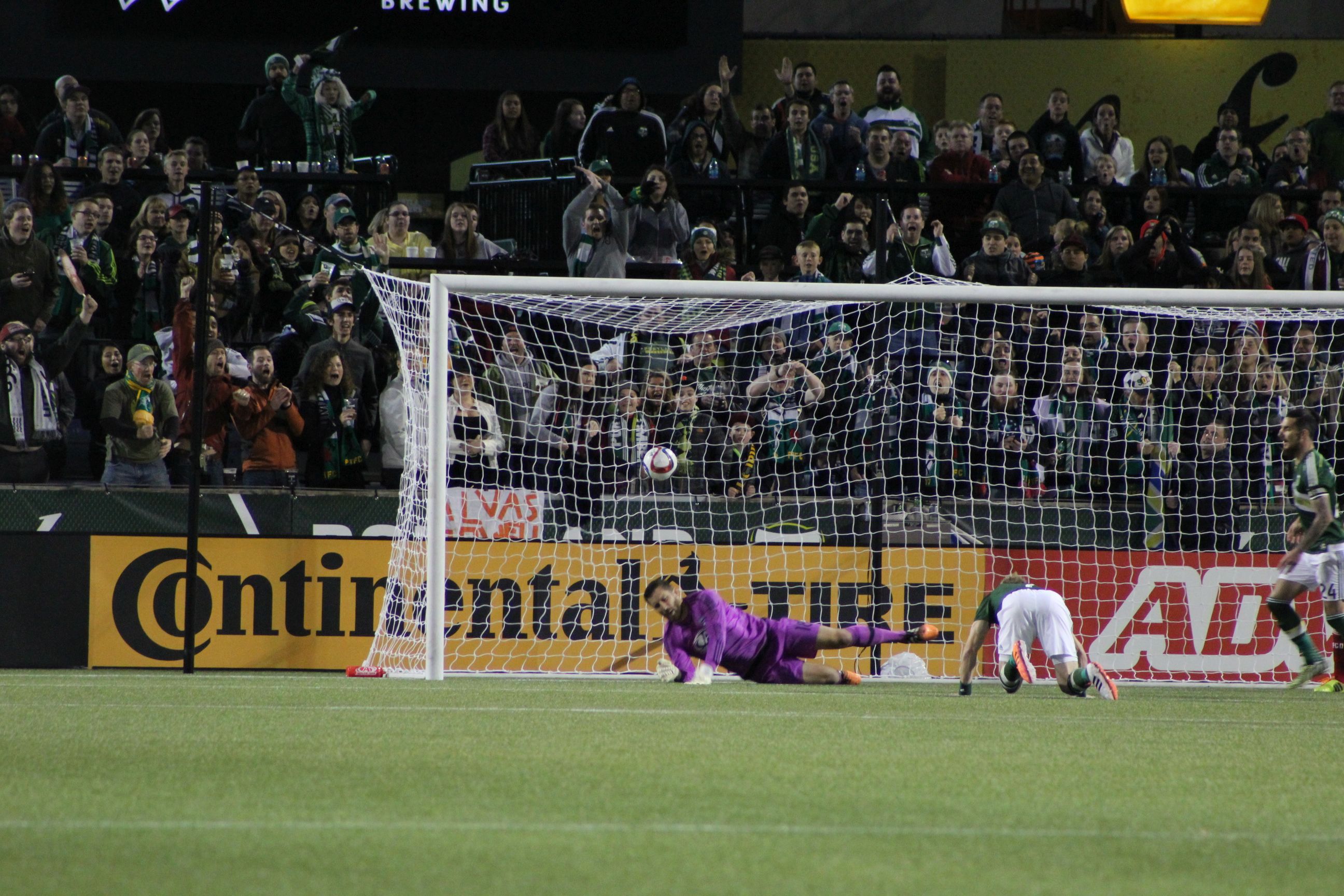 Borchers heads home the first goal